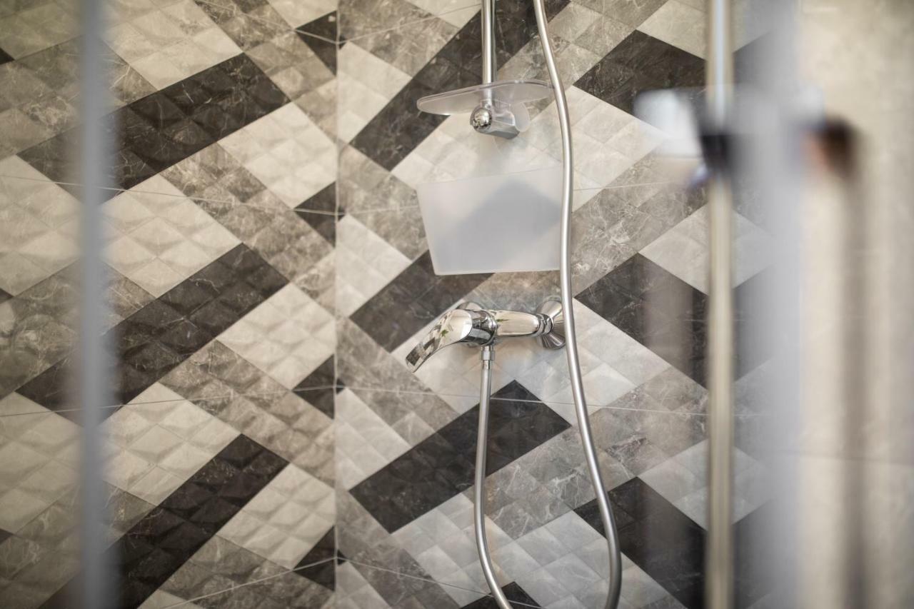 Studio Apartment Lucija クルク エクステリア 写真